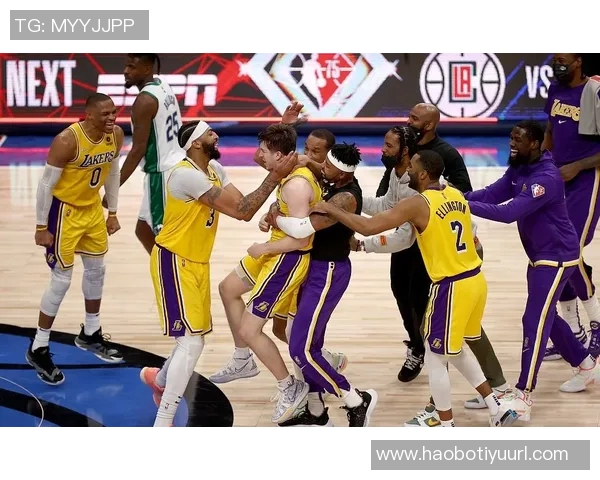 杜伦在场时球队攻防表现卓越净效率排名联盟第二引发关注