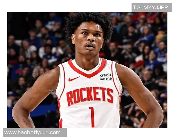 乌度卡寄语阿门:保持自信发掘进攻空间提升攻击性展现个人风采 乌度卡寄语阿门:保持自信发掘进攻空间提升攻击性展现个人风采