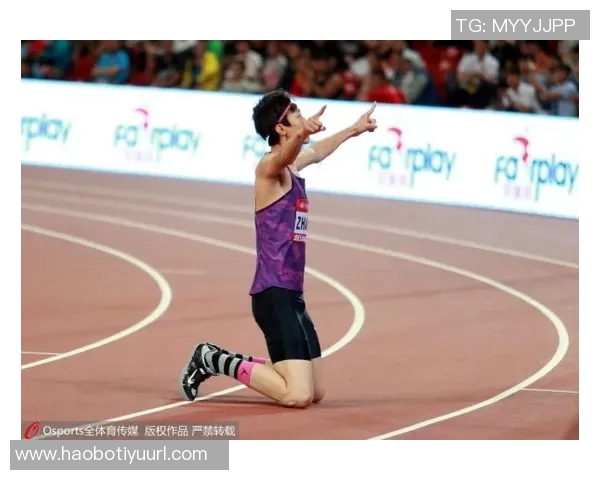 布朗分享训练营体验：为田径队打球的意外收获与挑战